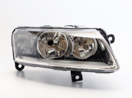 Front headlamp Audi A6 C6 (2004-2008), right